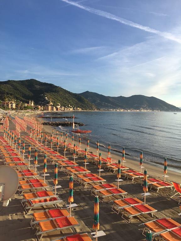 Hotel Garden Laigueglia Εξωτερικό φωτογραφία