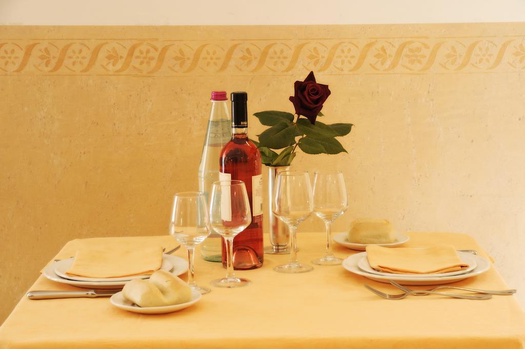 Hotel Garden Laigueglia Εξωτερικό φωτογραφία