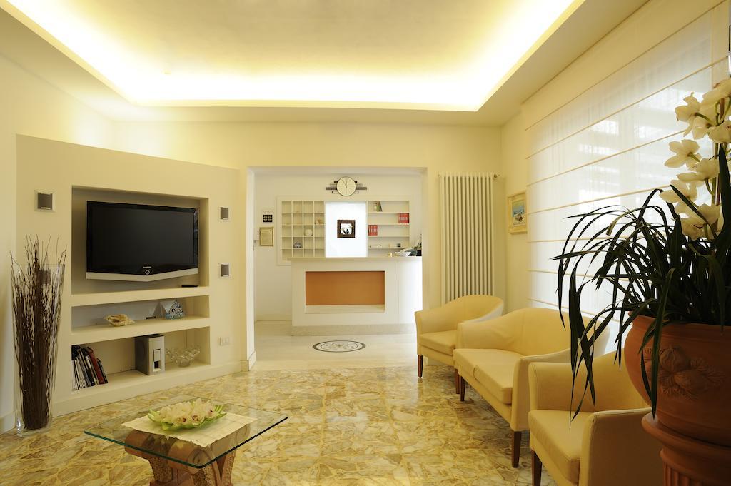 Hotel Garden Laigueglia Εξωτερικό φωτογραφία